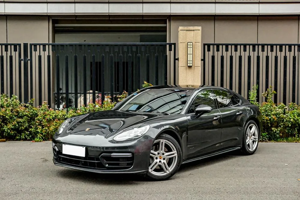 Porsche Panamera, 2017