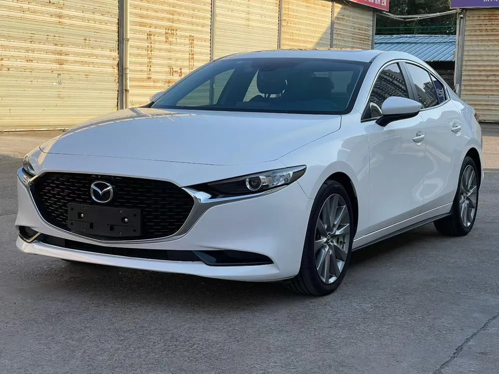Mazda 3 Axela, 2022