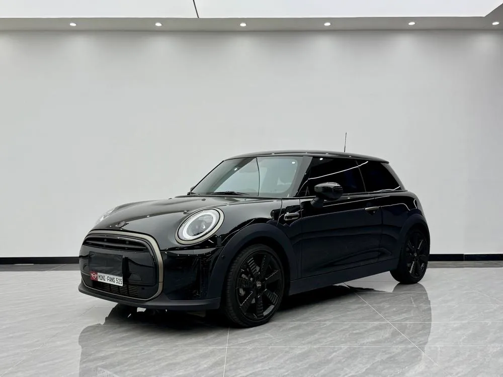 MINI MINI, 2023