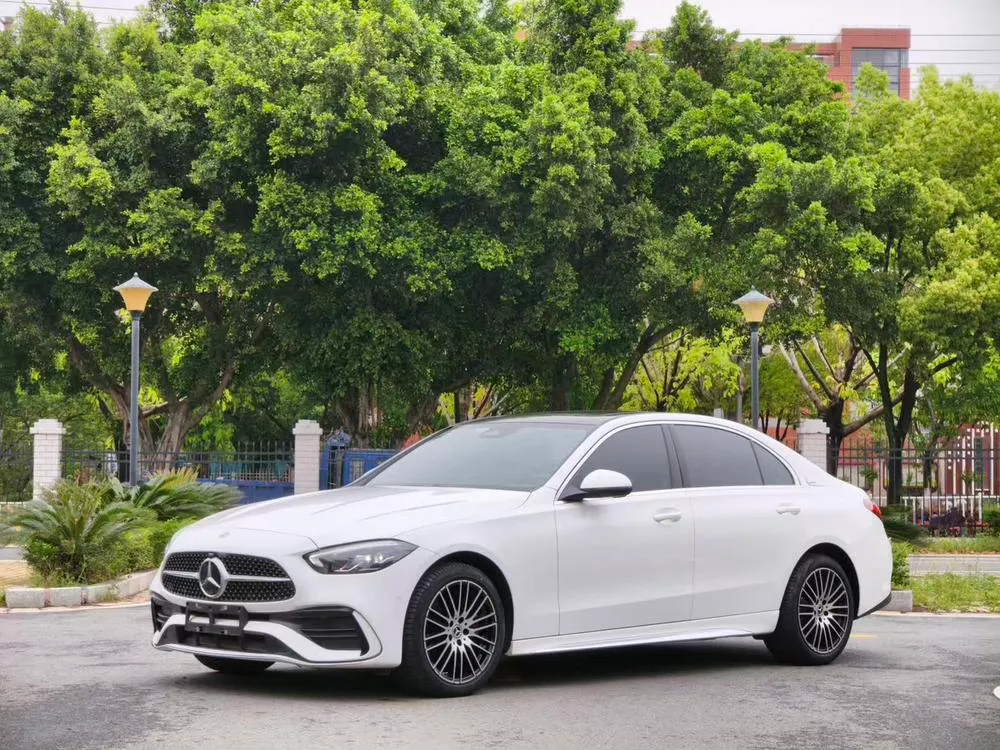Mercedes-Benz C-Class, 2024