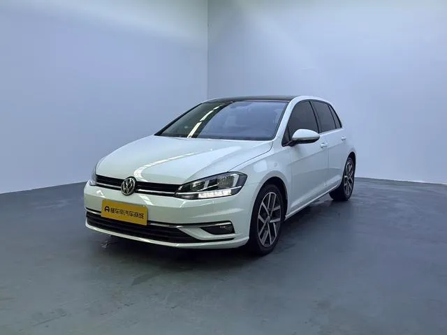 Volkswagen Golf, 2020