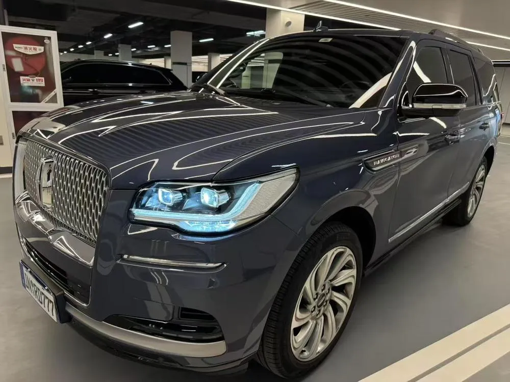 Lincoln Navigator, 2022