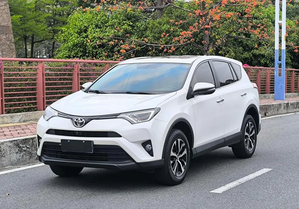 Toyota RAV4, 2016
