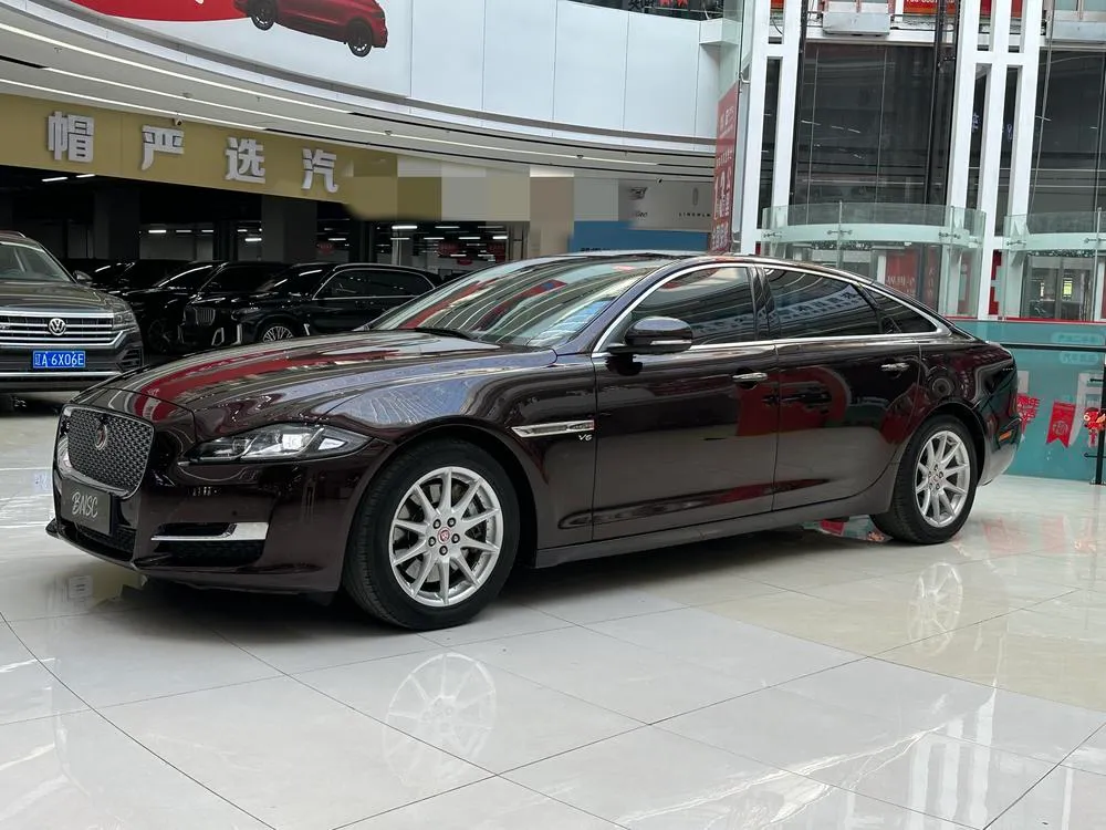 Jaguar XJ, 2016