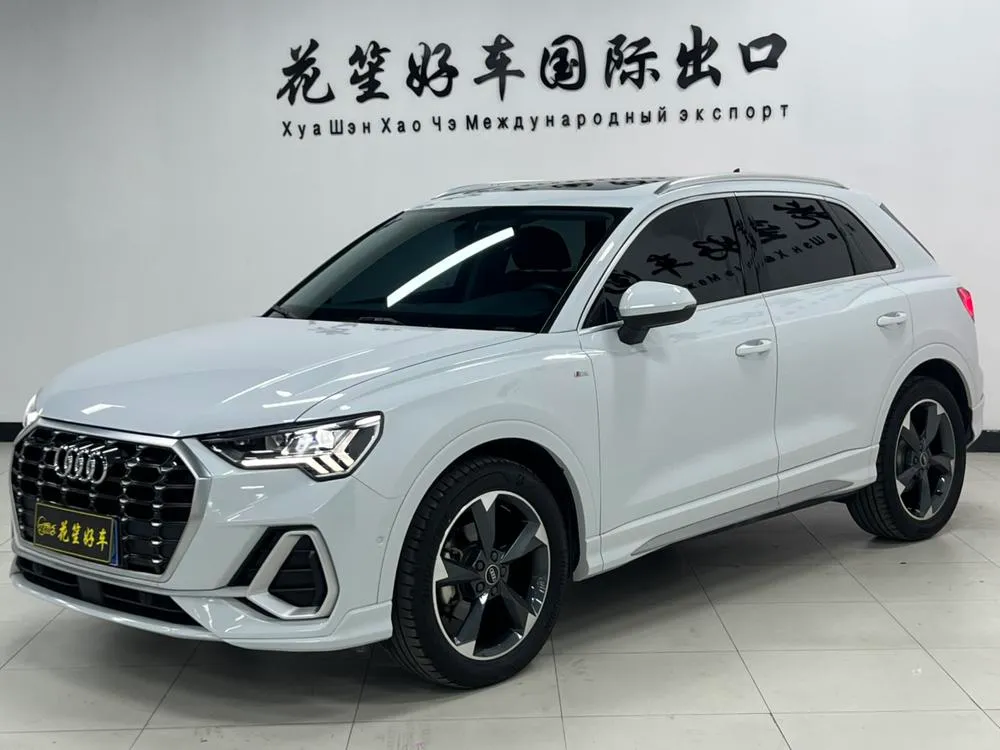 Audi Q3, 2022