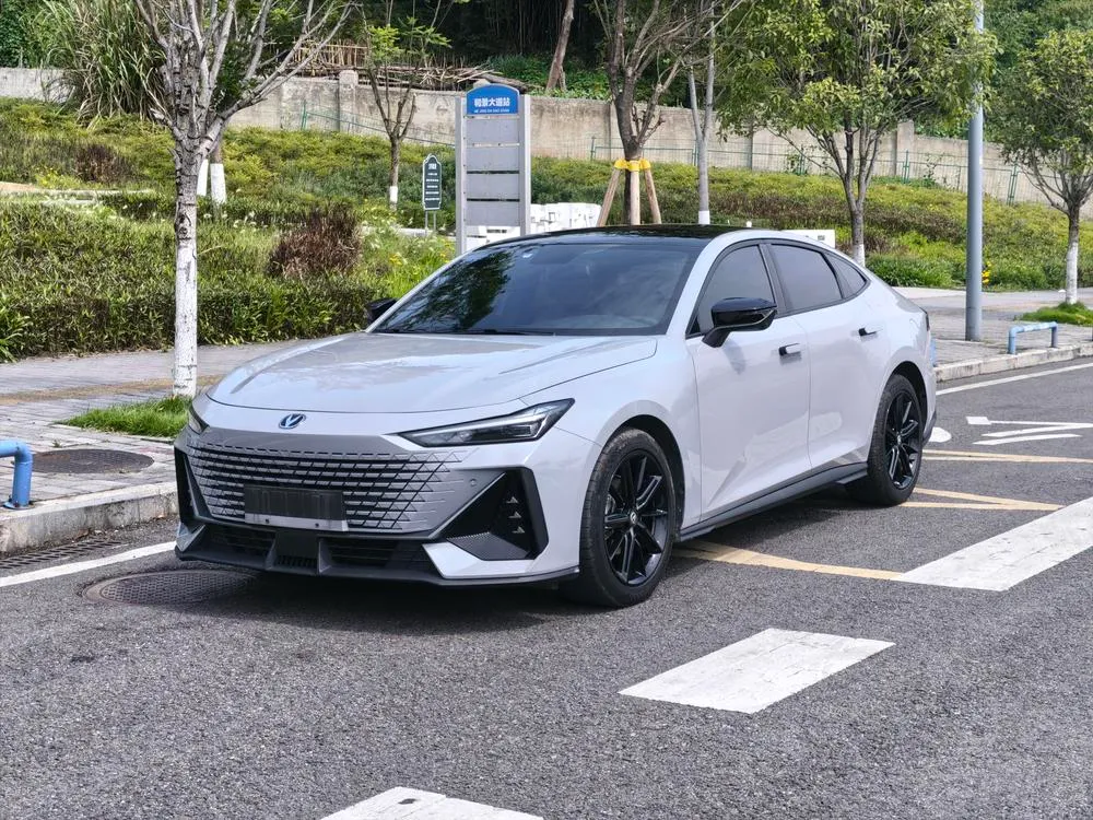 Changan UNI-V, 2022