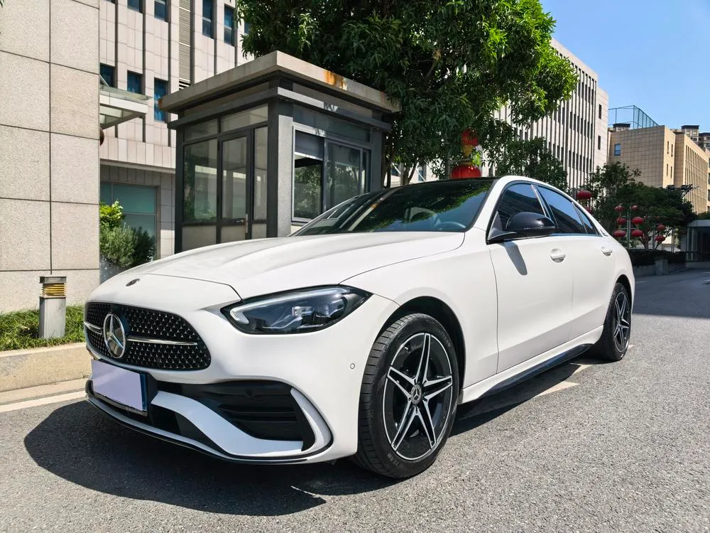 Mercedes-Benz C-Class, 2024