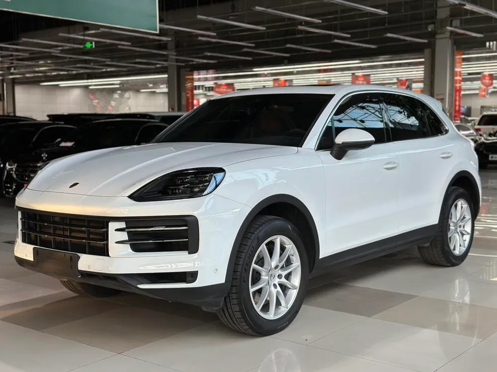 Porsche Cayenne, 2025