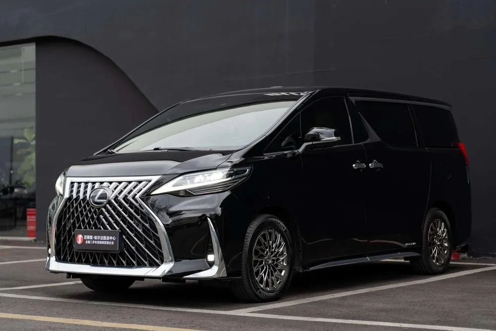 Lexus LM, 2020