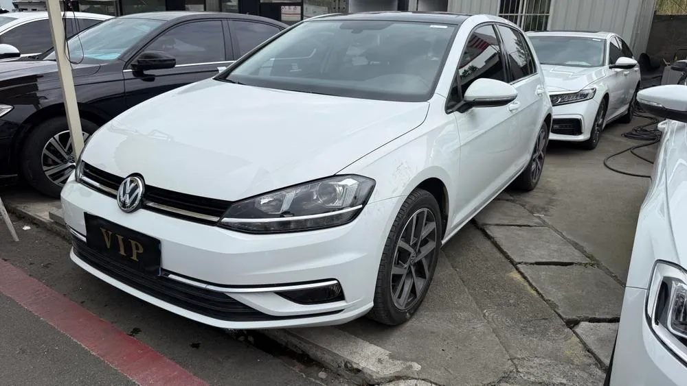 Volkswagen Golf, 2020