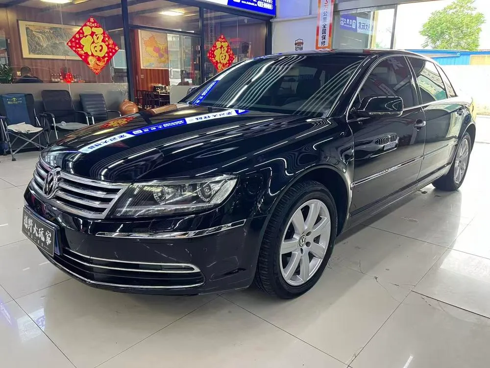 Volkswagen Phaeton, 2015