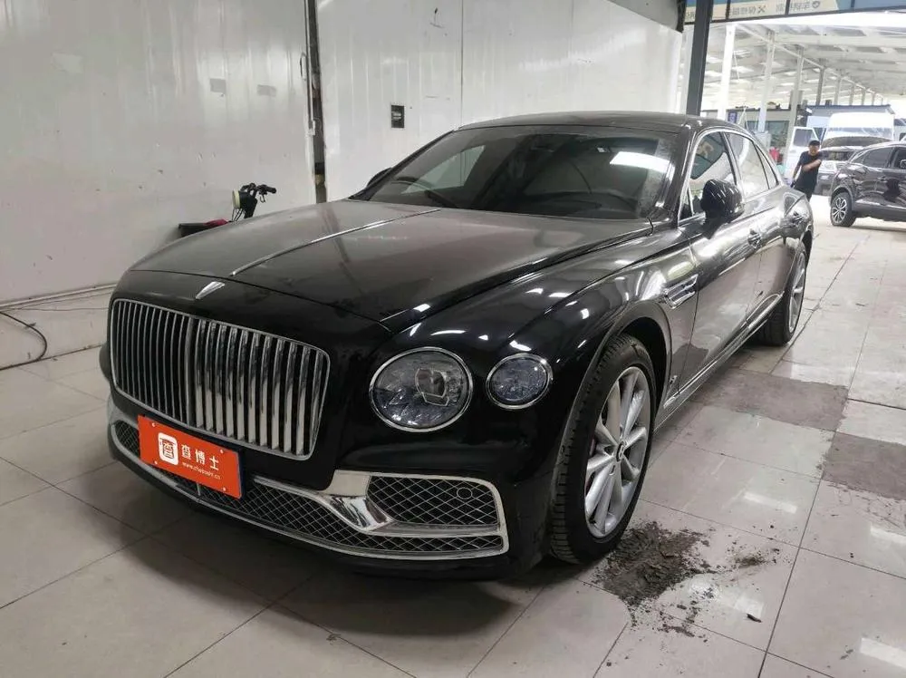 Bentley Flying Spur, 2021