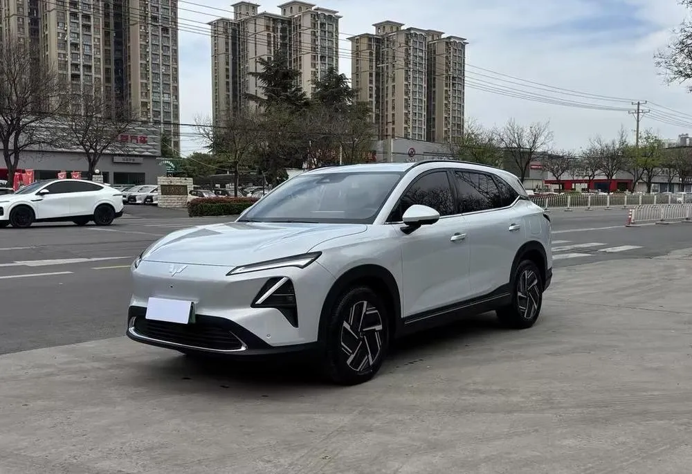 Wuling Starlight S PHEV, 2025