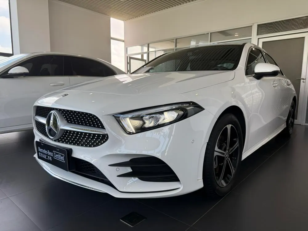Mercedes-Benz A-Class A 200 L Sport Fashion Edition, 2023 — фото 1