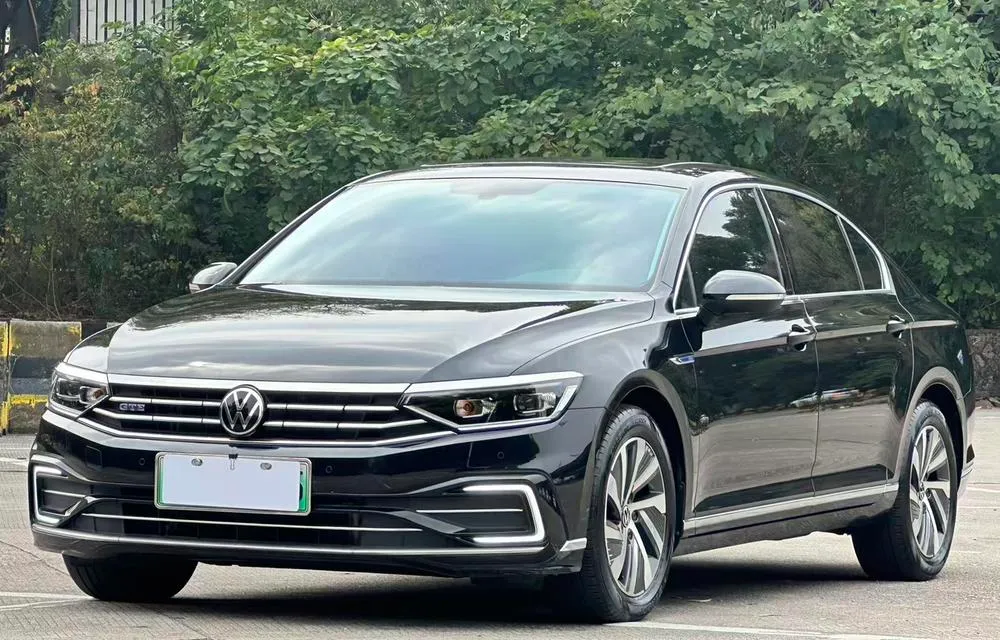 Volkswagen PHEV, 2022