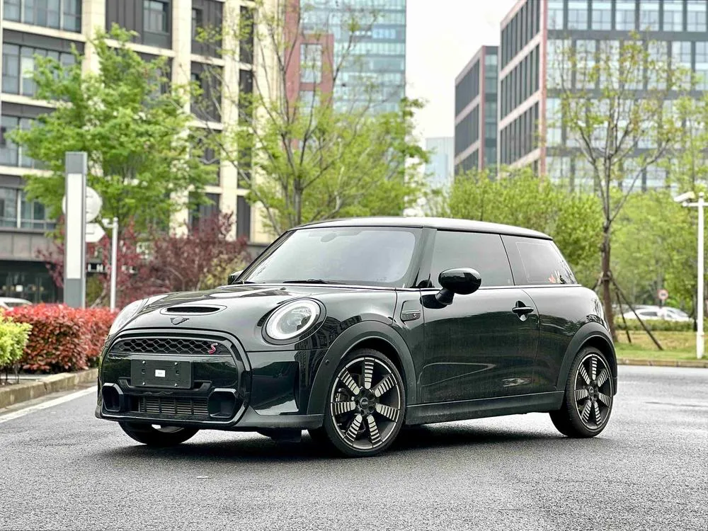 MINI MINI, 2023