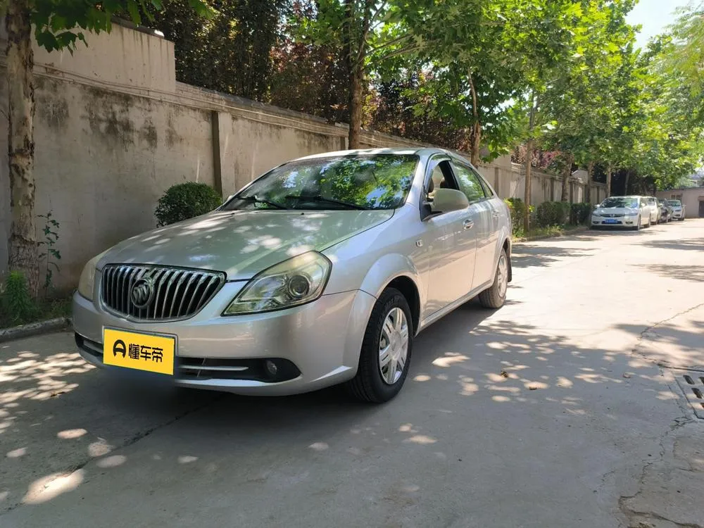 Buick Excelle, 2013