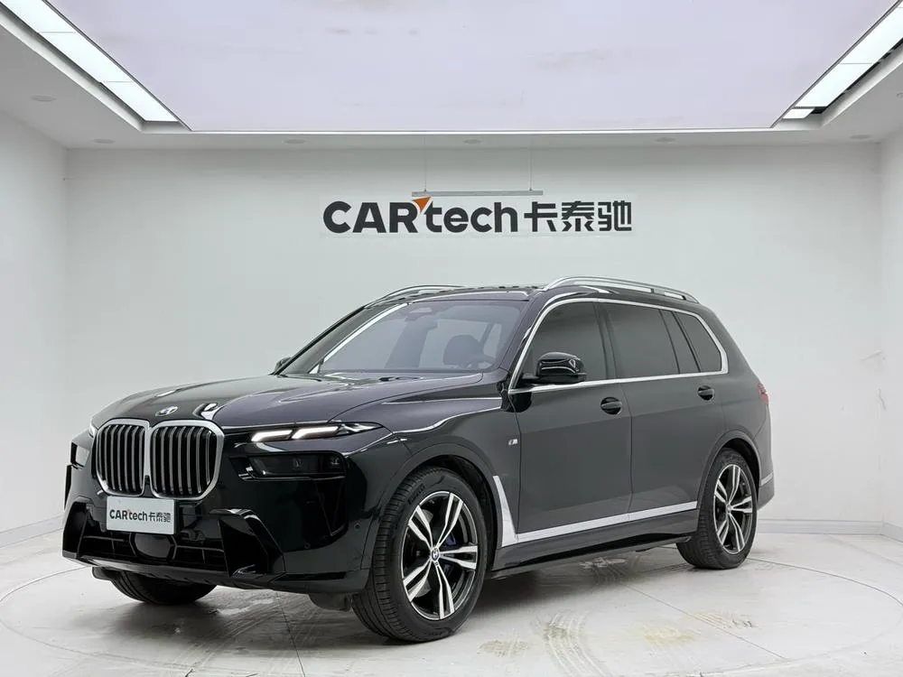 BMW X7, 2023