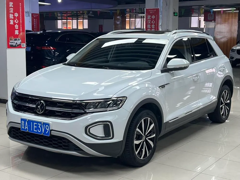 Volkswagen T-Roc, 2023