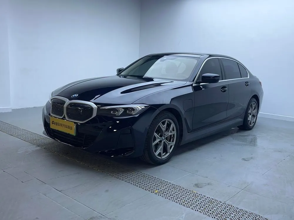 BMW i3, 2022