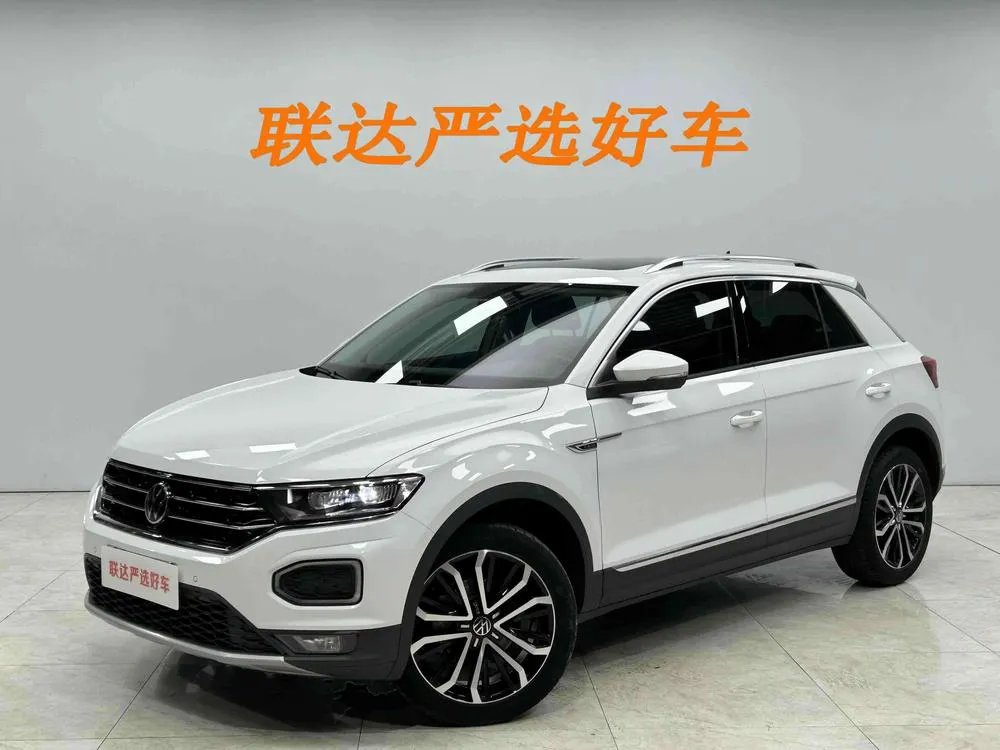 Volkswagen T-Roc 280TSI DSG 2WD PLUS, 2022 — фото 1
