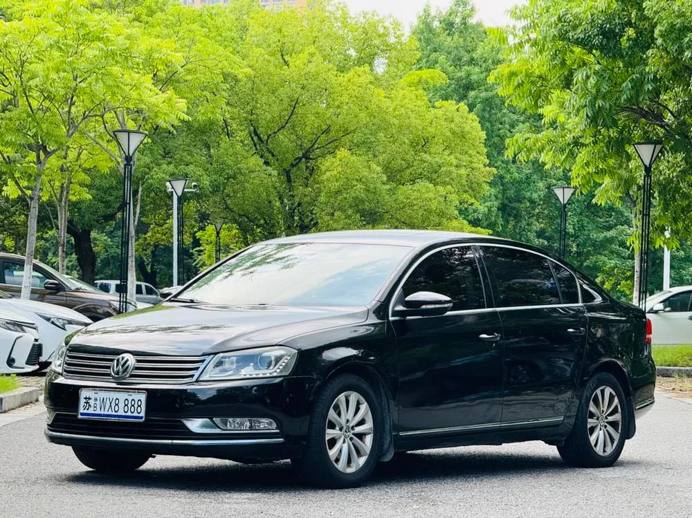 Volkswagen Magotan, 2012