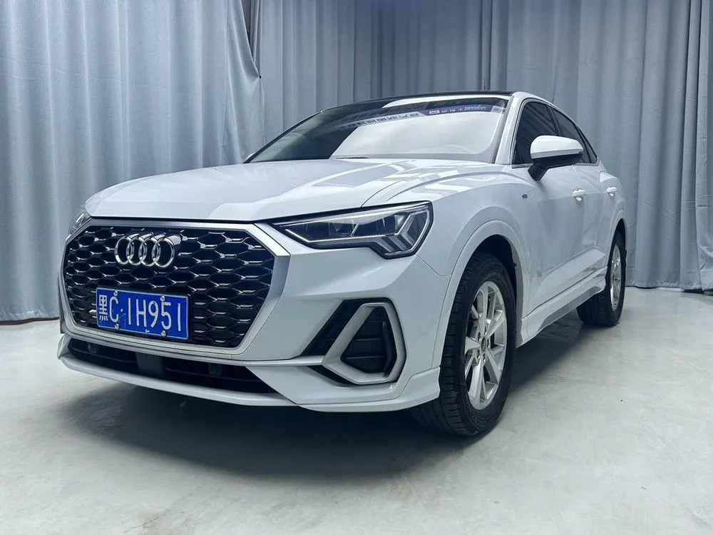 Audi Q3 Sportback, 2022