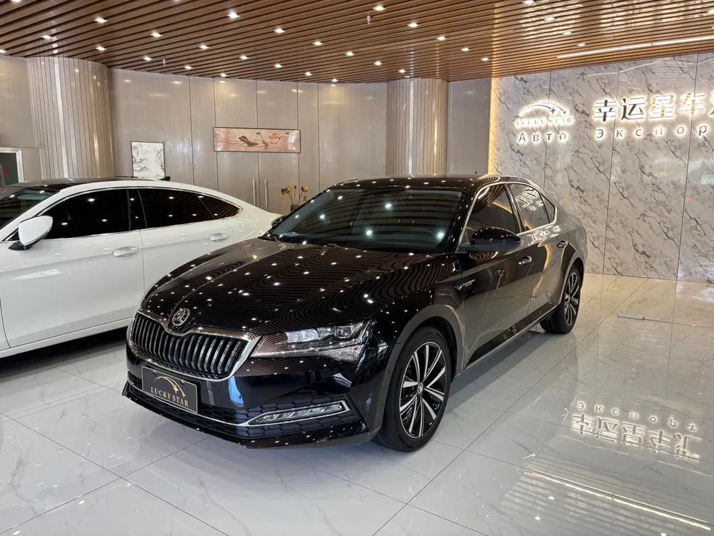 Skoda Superb, 2025