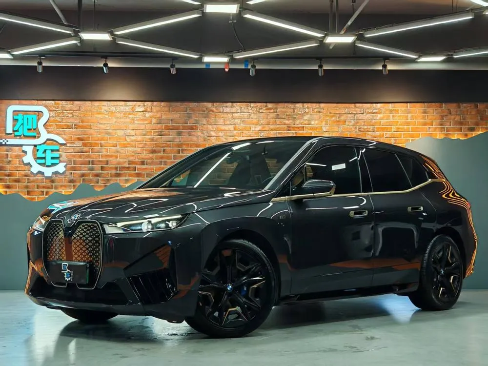 BMW iX, 2022