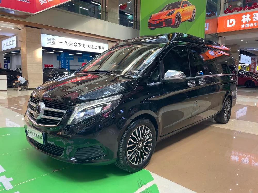 Mercedes-Benz V-Class V 260 L Premium Extended Edition CN5, 2018 — фото 1