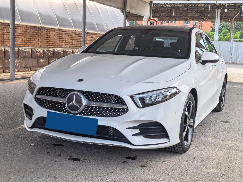 Mercedes-Benz A-Class Facelift A 200 L Sport Fashion Edition, 2022 — фото 1