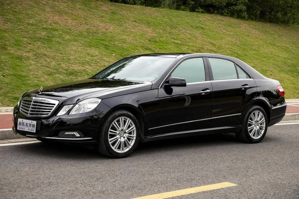 Mercedes-Benz E-Class, 2010