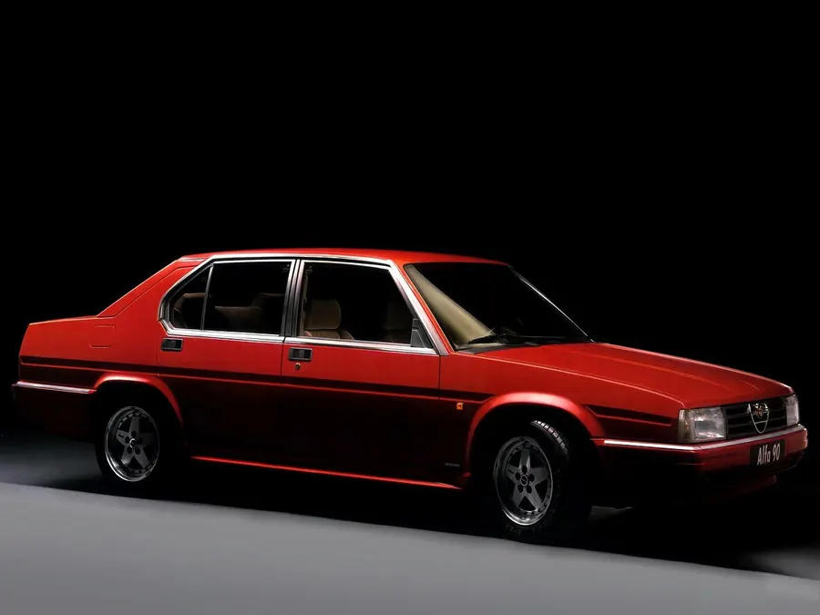 Alfa Romeo 90 — фото модели