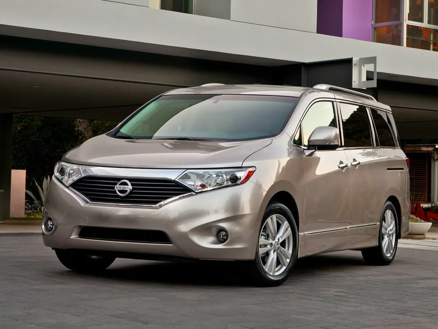 Nissan Quest — фото модели