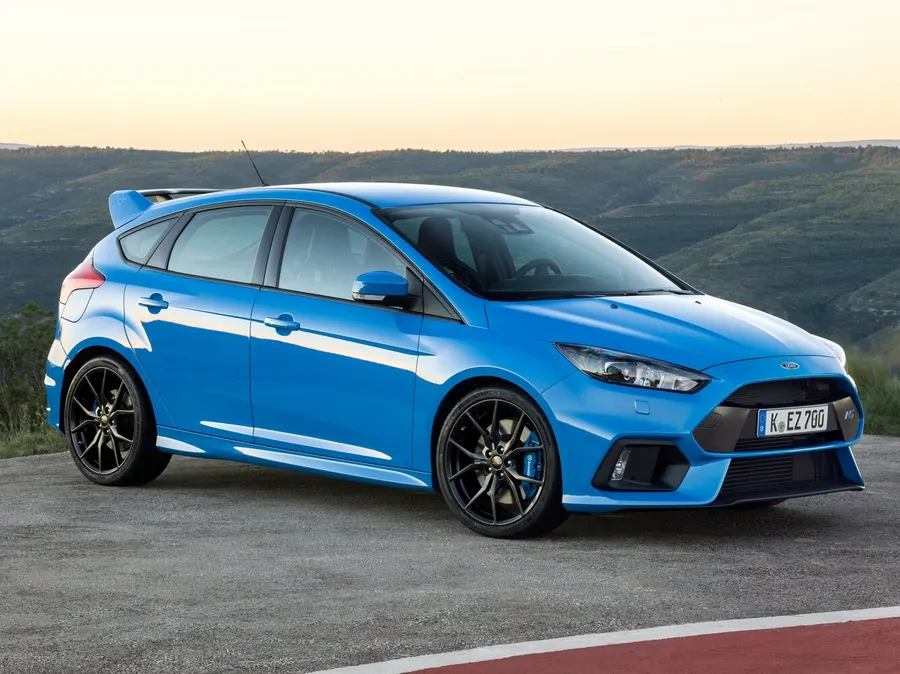 Ford Focus RS — фото модели