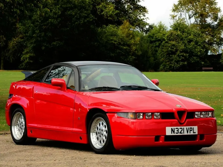 Alfa Romeo SZ — фото модели