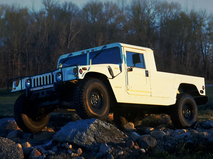 Hummer H1 — фото модели