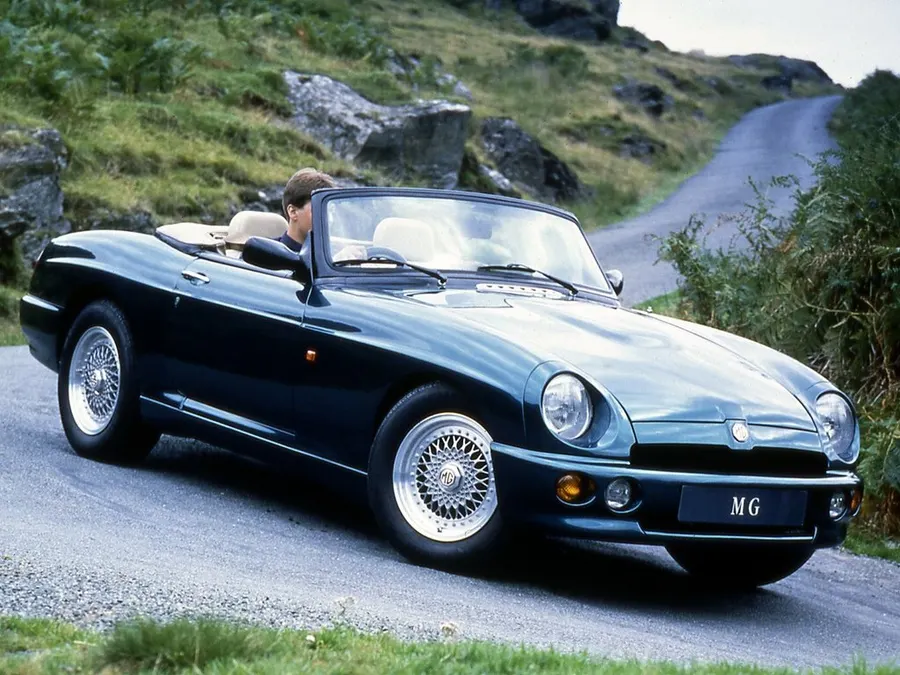 MG RV8 — фото модели