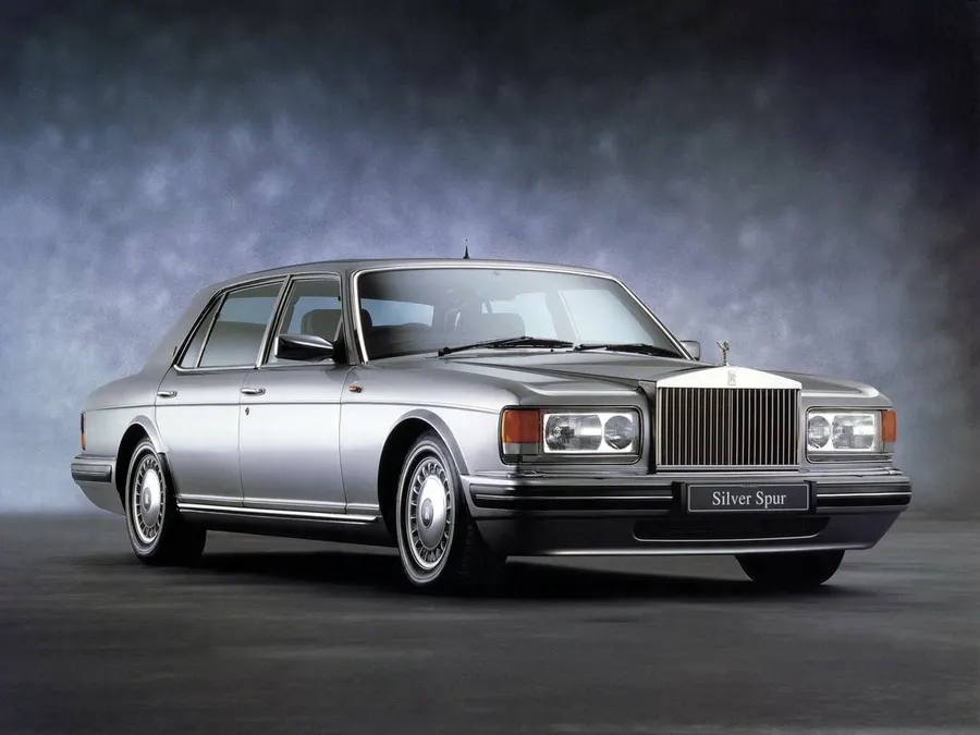Rolls-Royce Silver Spur — фото модели