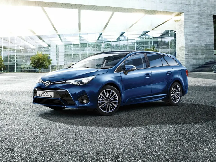 Toyota Avensis — фото модели