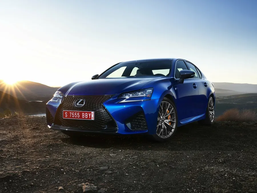 Lexus GS F — фото модели