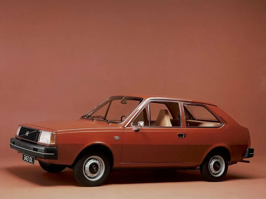 Volvo 300 Series — фото модели