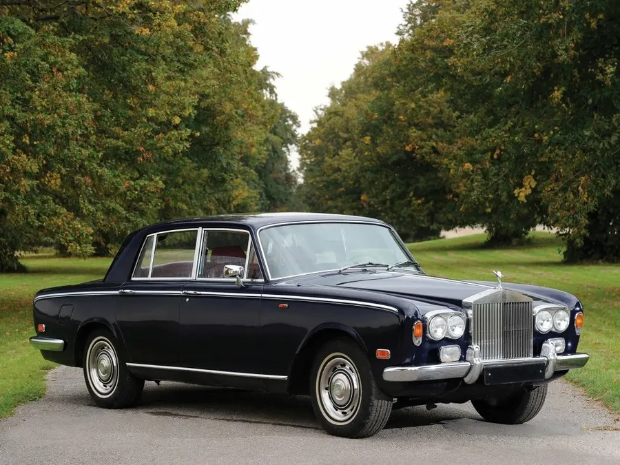 Rolls-Royce Silver Shadow — фото модели