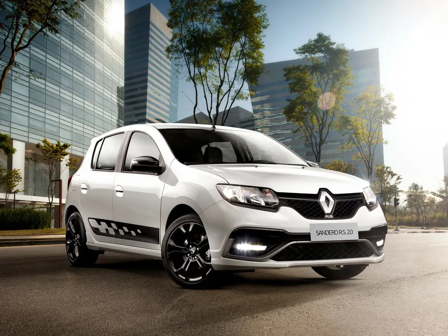 Renault Sandero RS — фото модели