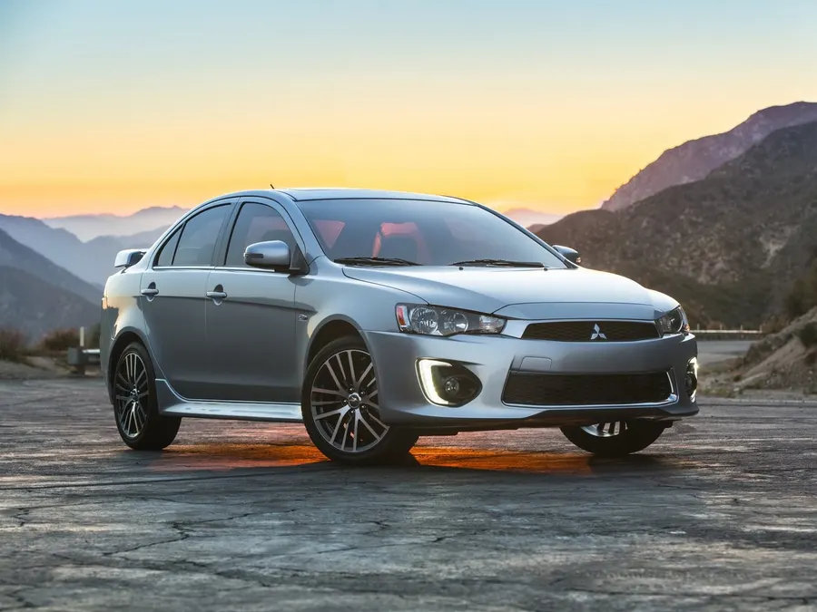 Mitsubishi Lancer — фото модели — фото 1