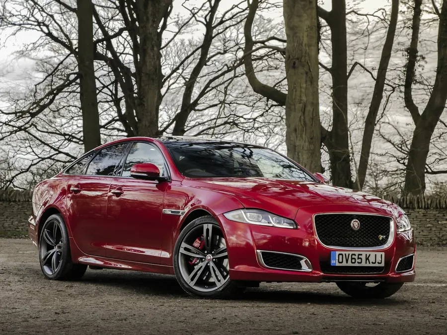 Jaguar XJR — фото модели