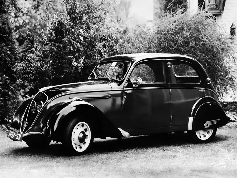 Peugeot 202 — фото модели