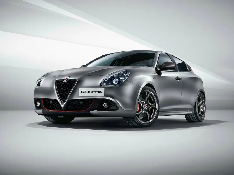 Alfa Romeo Giulietta — фото модели