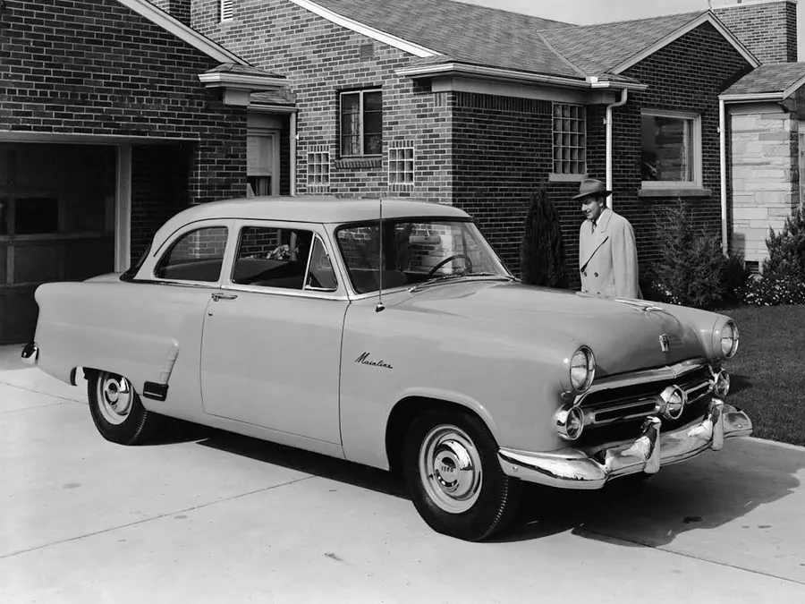 Ford Mainline — фото модели