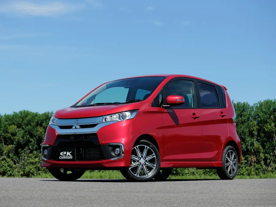 Mitsubishi eK Custom — фото модели